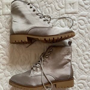 Pretty champagne coloured flat ankle boots